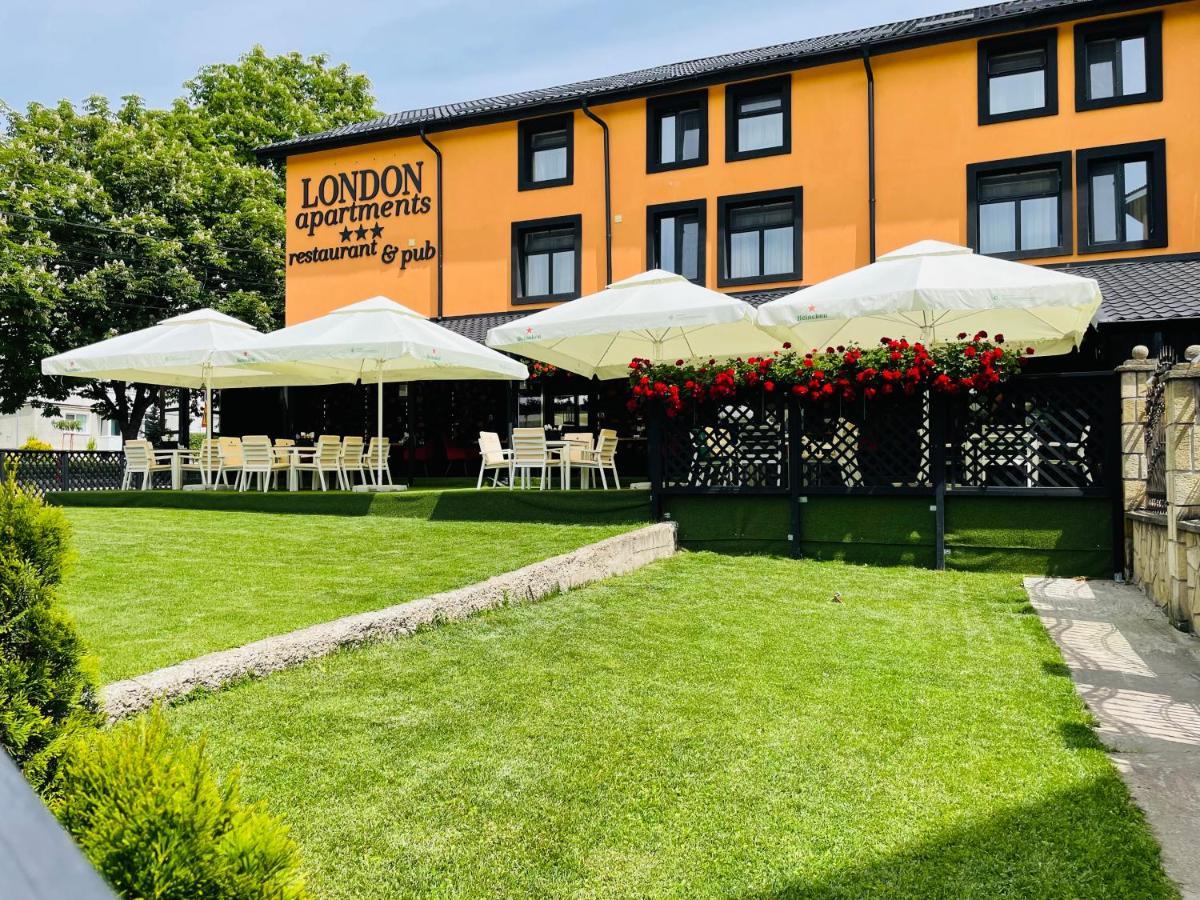 London Apartments ヴァスルイ エクステリア 写真
